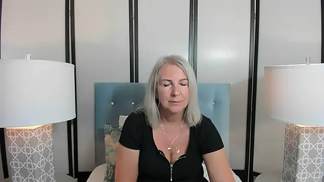 Snapshot of EricaTop chatting on 17, 3, 2025 EricaTop online show from 17, 3, 2025