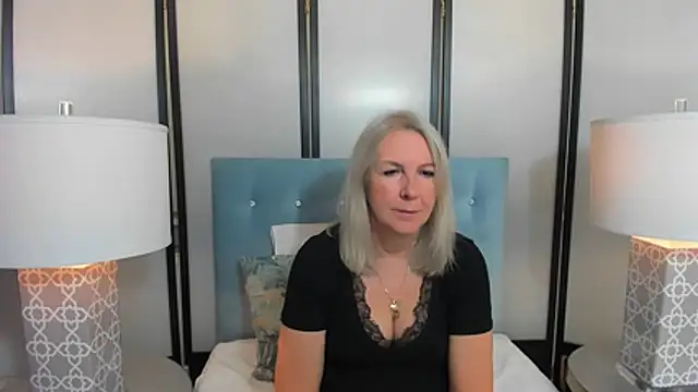 Snapshot of EricaTop chatting on 25, 10, 2025 EricaTop online show from 25, 10, 2025