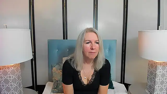 Snapshot of EricaTop chatting on 8, 3, 2026 EricaTop online show from 8, 3, 2026