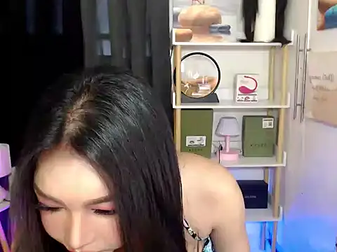 AsianMariaTs online show from 1, 2, 2025