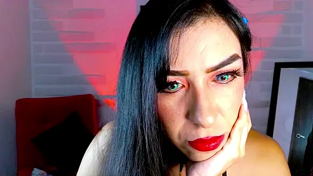 Snapshot of sky_girl1 chatting on 11, 12, 2024 sky girl1 online show from 11, 12, 2024