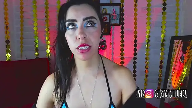 Snapshot of sky_girl1 chatting on 28, 2, 2025 sky girl1 online show from 28, 2, 2025