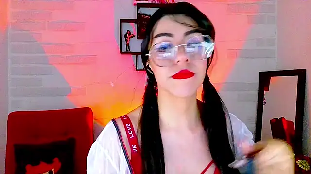 Snapshot of sky_girl1 chatting on 27, 9, 2025 sky girl1 online show from 27, 9, 2025