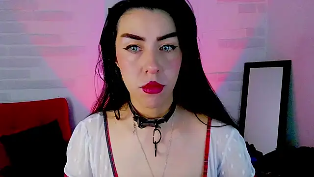 Snapshot of sky_girl1 chatting on 18, 10, 2025 sky girl1 online show from 18, 10, 2025