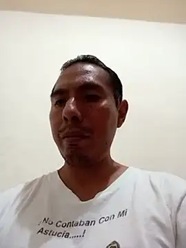 Snapshot of desnudo_Sexoxo chatting on 18, 12, 2024 desnudo Sexoxo online show from 18, 12, 2024