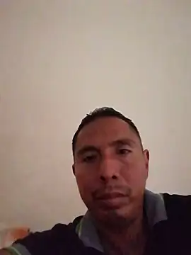 Snapshot of desnudo_Sexoxo chatting on 15, 2, 2025 desnudo Sexoxo online show from 15, 2, 2025