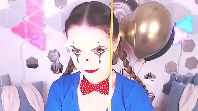 Snapshot of LexiKiss chatting on 12, 9, 2025 LexiKiss online show from 12, 9, 2025