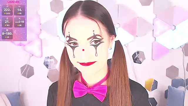 Snapshot of LexiKiss chatting on 4, 10, 2025 LexiKiss online show from 4, 10, 2025