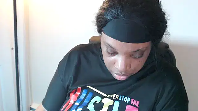 Sexymona1218 online show from 2, 3, 2026