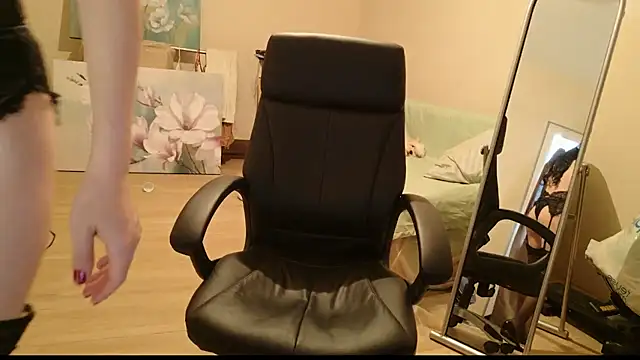 lara heaven online show from 19, 9, 2025