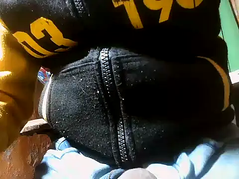 desiboy1101 online show from 30, 12, 2024