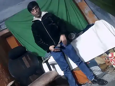 desiboy1101 online show from 9, 1, 2026