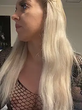 MIA-XXX online show from 9, 10, 2025