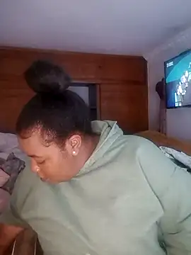 Snapshot of Daddys_girl1 chatting on 9, 10, 2025 Daddys girl1 online show from 9, 10, 2025