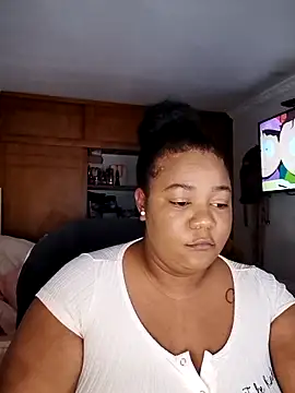 Snapshot of Daddys_girl1 chatting on 15, 11, 2025 Daddys girl1 online show from 15, 11, 2025