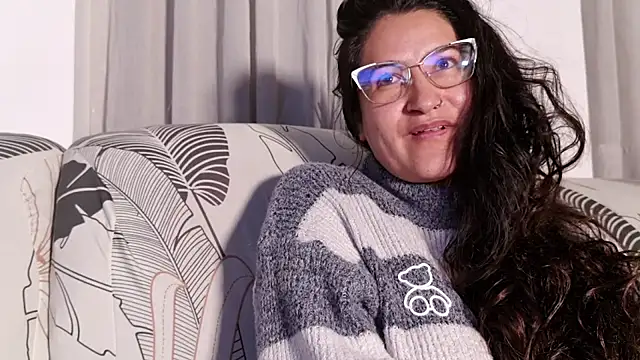 DeesseLuxure online show from 27, 3, 2026