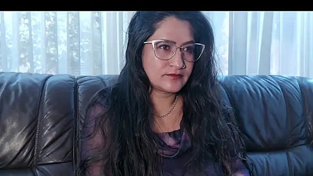 Snapshot of DeesseLuxure chatting on 14, 7, 2026 DeesseLuxure online show from 14, 7, 2026