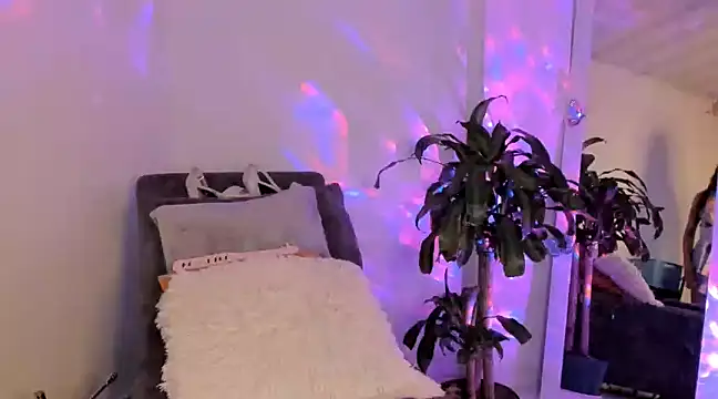 kirasofia online show from 22, 1, 2025