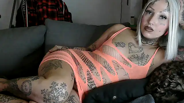 Snapshot of RoxxyInk chatting on 22, 2, 2026 RoxxyInk online show from 22, 2, 2026