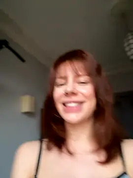 Snapshot of Oopsfoxy chatting on 5, 11, 2025 Oopsfoxy online show from 5, 11, 2025