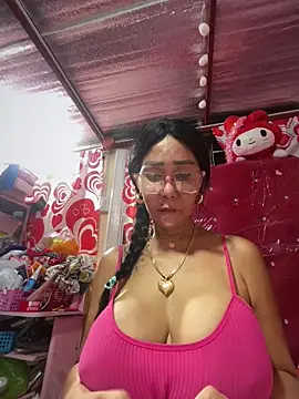 Snapshot of sweetieme chatting on 25, 5, 2026 sweetieme online show from 25, 5, 2026