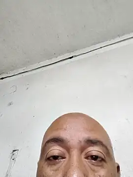 GeorgeVergaGrues online show from 6, 10, 2025