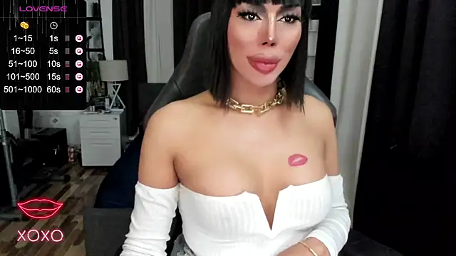 Snapshot of Forever_MissCandace chatting on 16, 1, 2025 Forever MissCandace online show from 16, 1, 2025