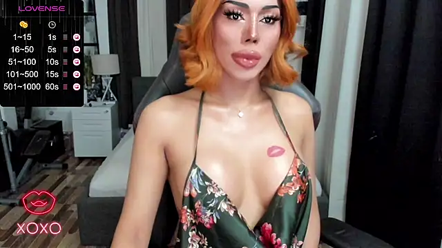 Snapshot of Forever_MissCandace chatting on 12, 2, 2025 Forever MissCandace online show from 12, 2, 2025