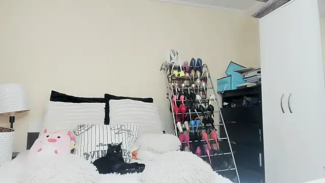 juliahayessxx online show from 23, 2, 2025