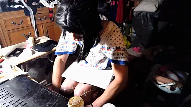 sissyvee online show from 9, 6, 2026