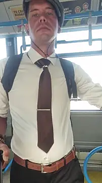 Snapshot of viraglaci18@xh chatting on 22, 9, 2025 viraglaci18xh online show from 22, 9, 2025