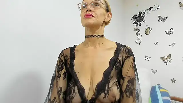 jennifersmit1 online show from 13, 5, 2026