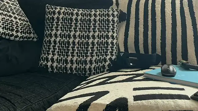 Snapshot of bestofdoseswirls chatting on 22, 3, 2026 bestofdoseswirls online show from 22, 3, 2026