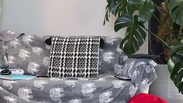 Snapshot of bestofdoseswirls chatting on 25, 3, 2026 bestofdoseswirls online show from 25, 3, 2026