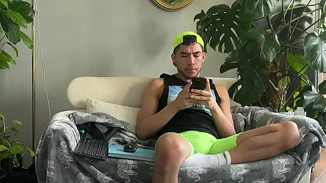 Snapshot of bestofdoseswirls chatting on 27, 3, 2026 bestofdoseswirls online show from 27, 3, 2026