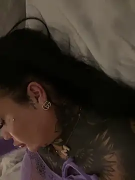  MelinaCurves  online show from 6, 1, 2026