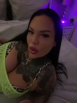  MelinaCurves  online show from 5, 3, 2026