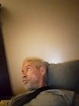 Snapshot of Biknight chatting on 27, 9, 2025 Biknight online show from 27, 9, 2025