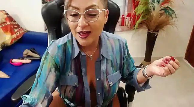 Tamara Luaren online show from 21, 12, 2024