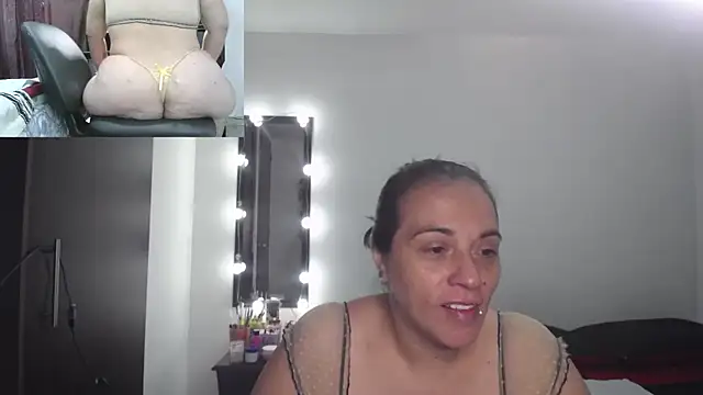 Snapshot of zoe_hotxxx chatting on 8, 3, 2025 zoe hotxxx online show from 8, 3, 2025