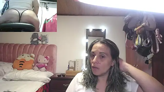 zoe hotxxx online show from 25, 5, 2026