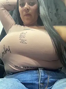 Snapshot of emilyjohanson chatting on 29, 5, 2026 emilyjohanson online show from 29, 5, 2026