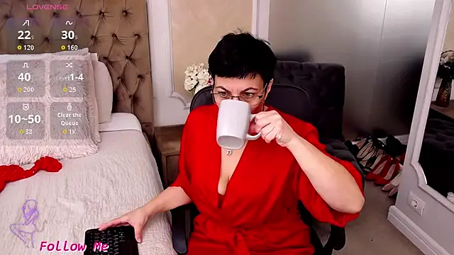 Snapshot of BustyPenellope chatting on 14, 2, 2026 BustyPenellope online show from 14, 2, 2026