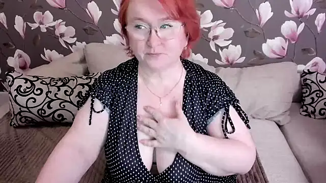 Snapshot of leiamillersonn chatting on 6, 3, 2025 leiamillersonn online show from 6, 3, 2025