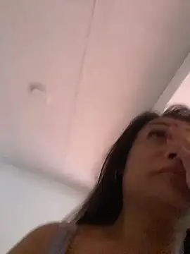 Snapshot of Afroditahott chatting on 27, 11, 2025 Afroditahott online show from 27, 11, 2025