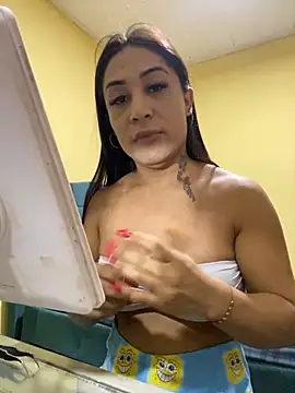 Snapshot of Afroditahott chatting on 14, 12, 2025 Afroditahott online show from 14, 12, 2025