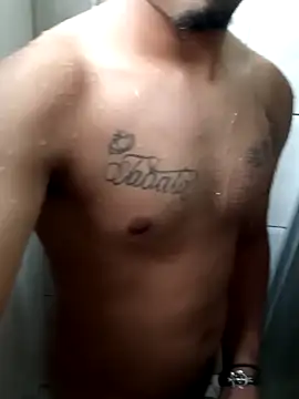 Snapshot of garoto1997 chatting on 6, 11, 2025 garoto1997 online show from 6, 11, 2025