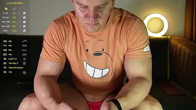 Snapshot of SteeveMuscle chatting on 11, 12, 2024 SteeveMuscle online show from 11, 12, 2024