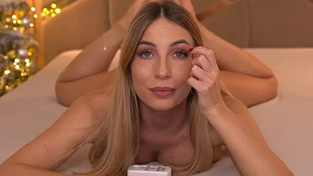 Snapshot of juice-pussy chatting on 21, 12, 2024 juice-pussy online show from 21, 12, 2024