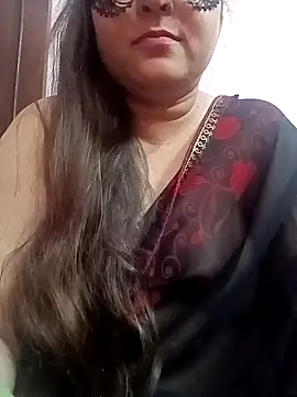 Snapshot of naughtymadam chatting on 2, 12, 2024 naughtymadam online show from 2, 12, 2024